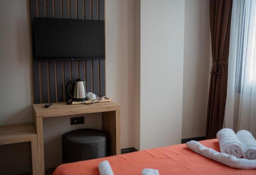 ベッドアンドブレックファースト Mayavera