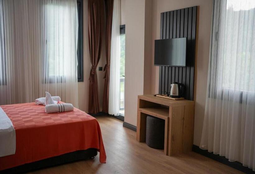 ベッドアンドブレックファースト Mayavera