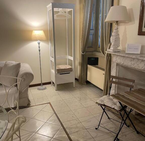 تختخواب و صبحانه Relais Dei Mandorli Suite Centro