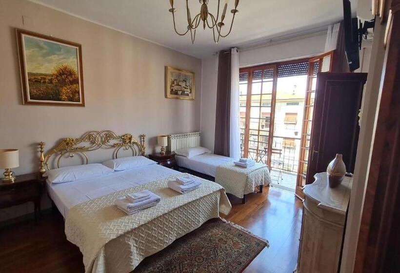 تختخواب و صبحانه Sopra Le Poste