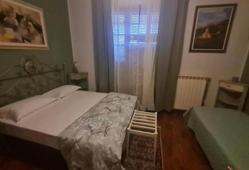 تختخواب و صبحانه Sopra Le Poste