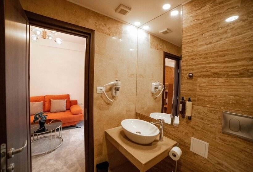 Bucharest Airport Accomodation