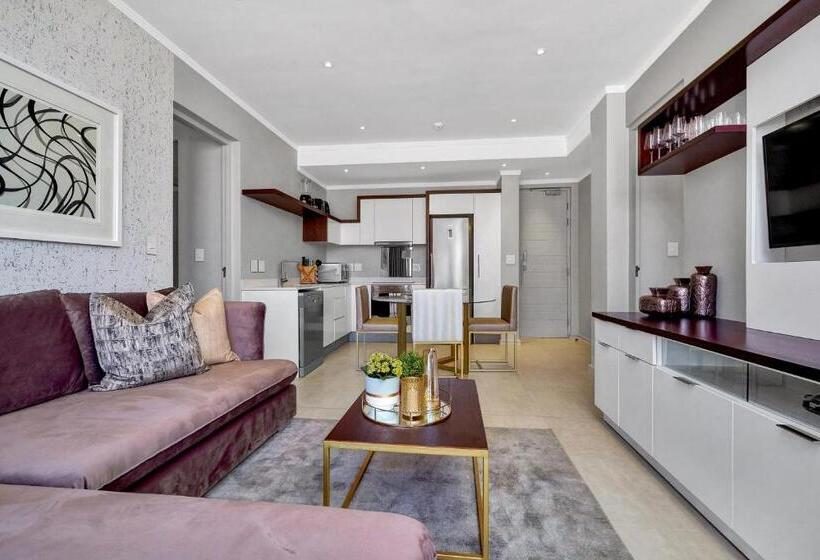 Executive 3 Bed Apartment With Balcony & Executive 2 Bed Apartment In Sandton