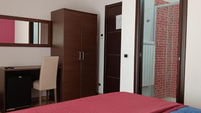 فندق Agriturismo Il Tuccanese Di Russo Gerardo