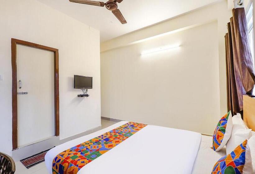 Fabhotel Tristar Residency   Nr Madras Christian College