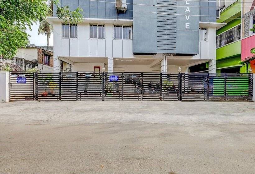 Fabhotel Tristar Residency   Nr Madras Christian College