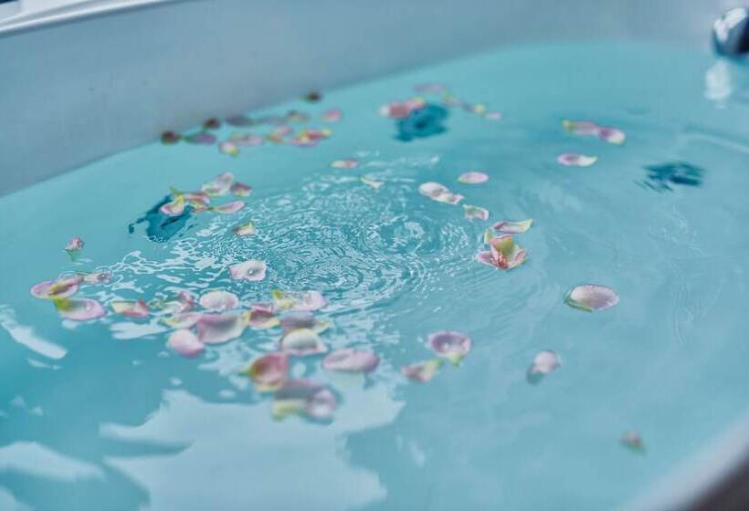 هتل Genuss Tam Dao Hideaway Retreats