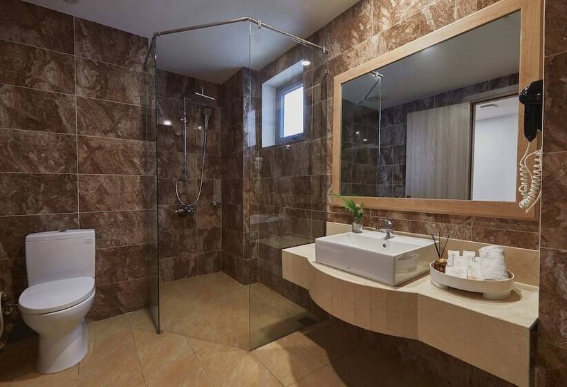 هتل Genuss Tam Dao Hideaway Retreats