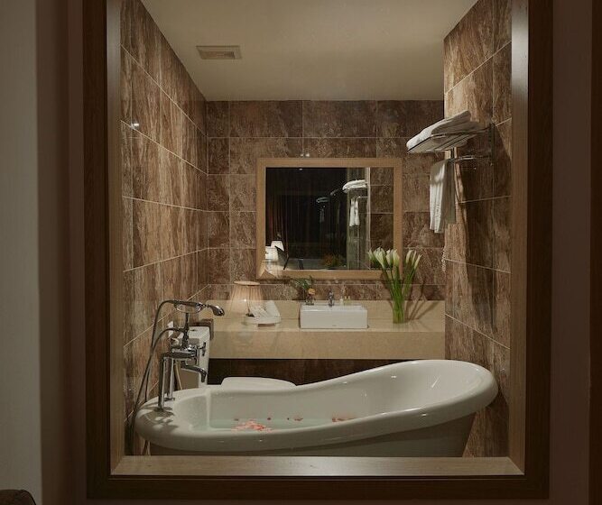 هتل Genuss Tam Dao Hideaway Retreats