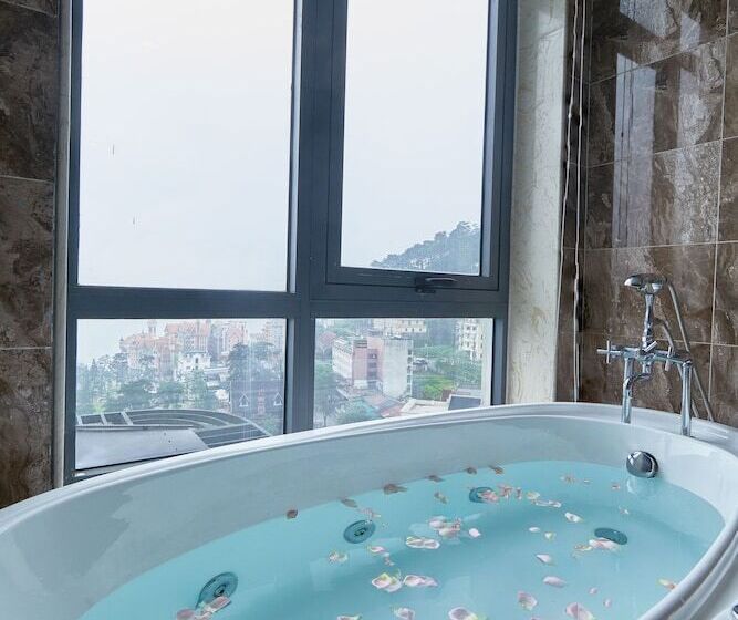 هتل Genuss Tam Dao Hideaway Retreats