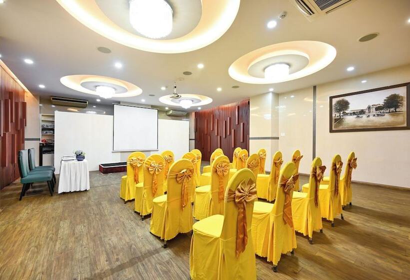 هتل Genuss Tam Dao Hideaway Retreats