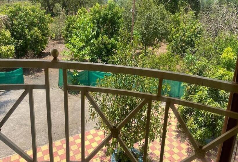 בית מלון כפרי Manav Farm House Karjat