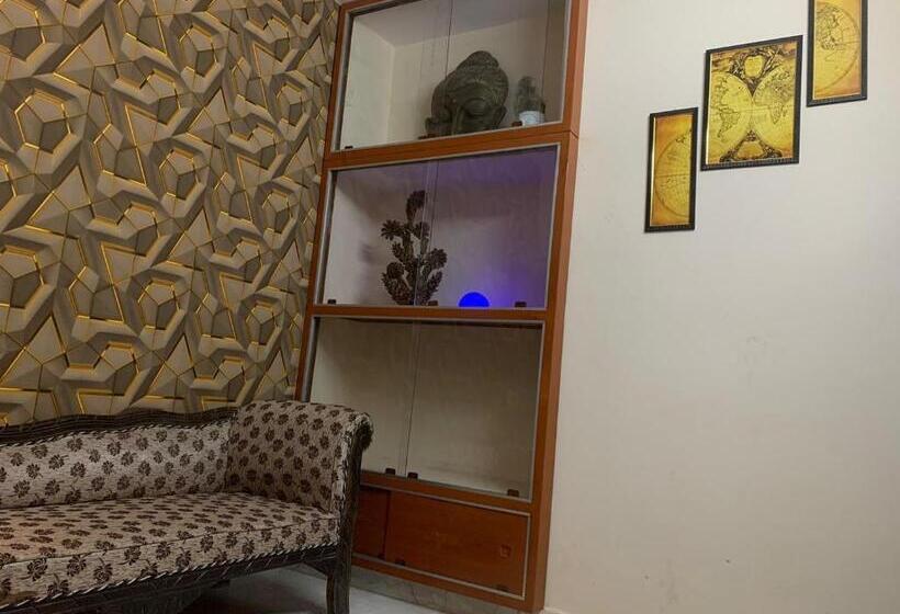 בית מלון כפרי Privyrooms