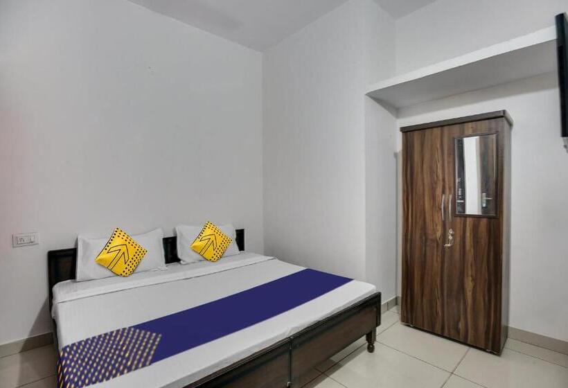 Отель Spot On Ekam Guest House