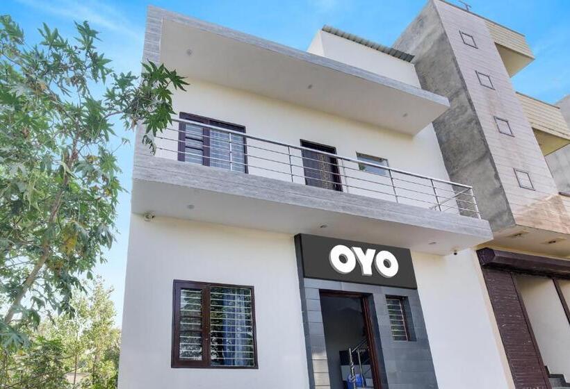 Отель Spot On Ekam Guest House