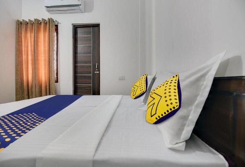 Отель Spot On Ekam Guest House