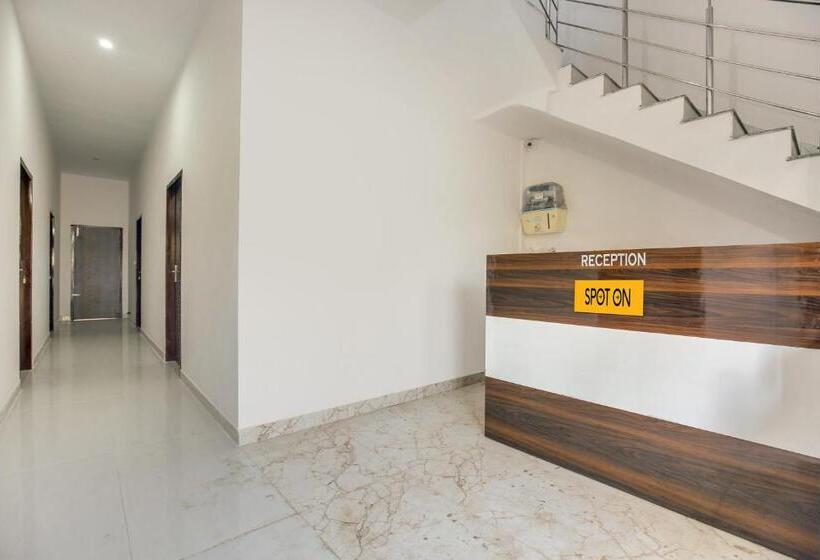 Отель Spot On Ekam Guest House