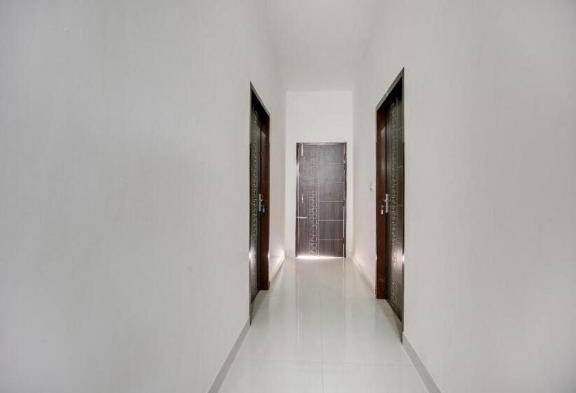 Отель Spot On Ekam Guest House