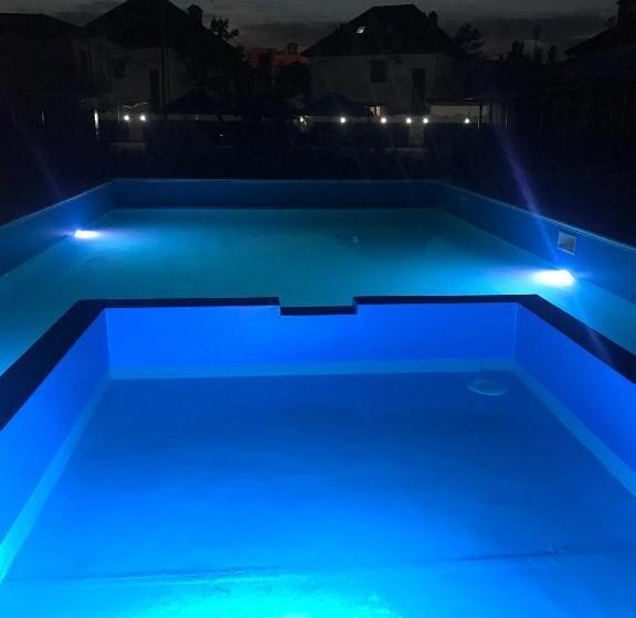 هتل Sunrise Cottage