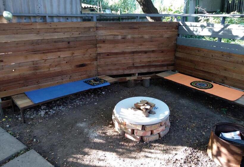 هاستل Bishkek Almaty Stopover