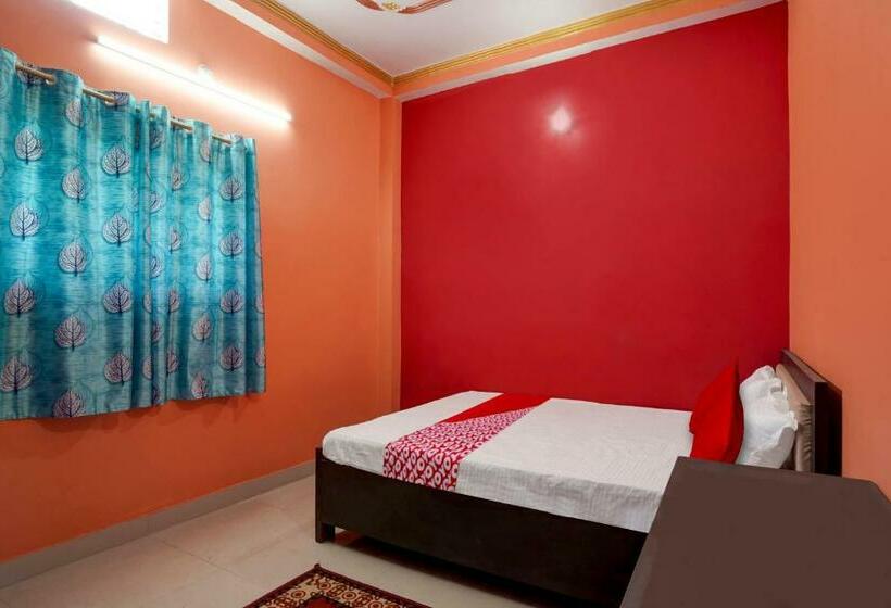 Oyo Flagship 81455 Hotel Rm