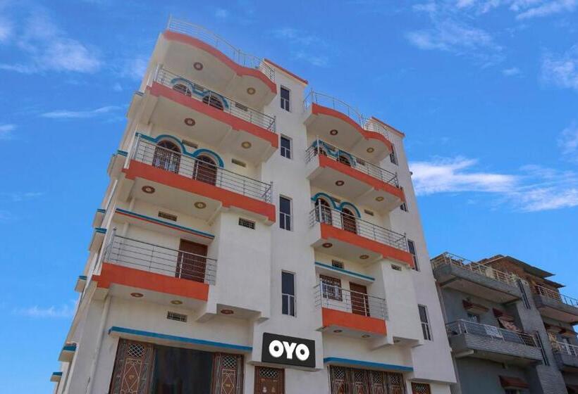 Oyo Flagship 81455 Hotel Rm