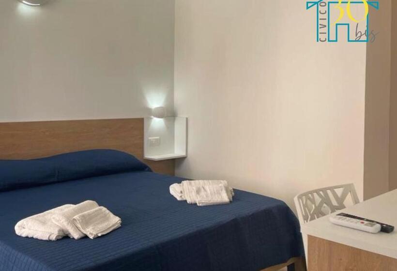 פנסיון Civico 30 Bis