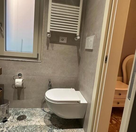 بنسيون Comforthouse Lavilla