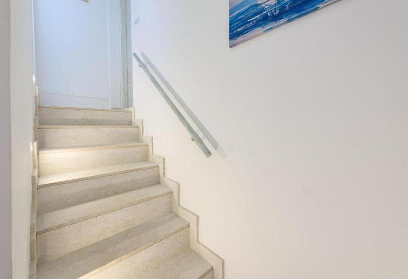 펜션 El Jazira Home