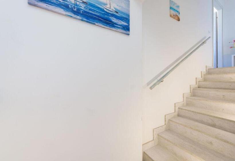 펜션 El Jazira Home