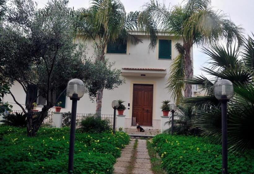 پانسیون La Villa