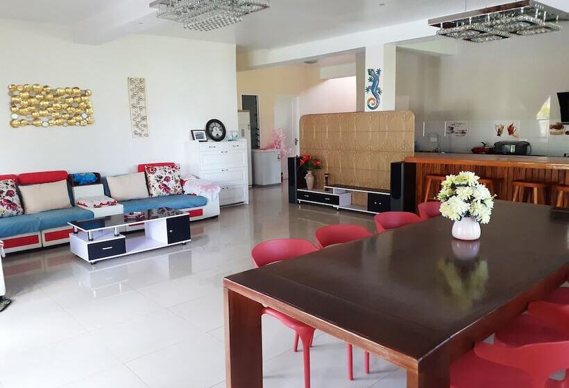 پانسیون Pacific Paradise Villa