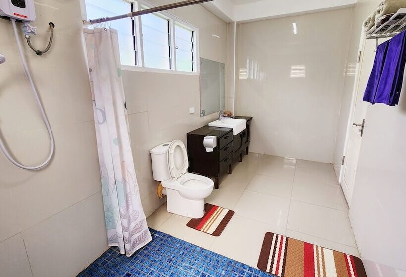 Пансион Pacific Paradise Villa