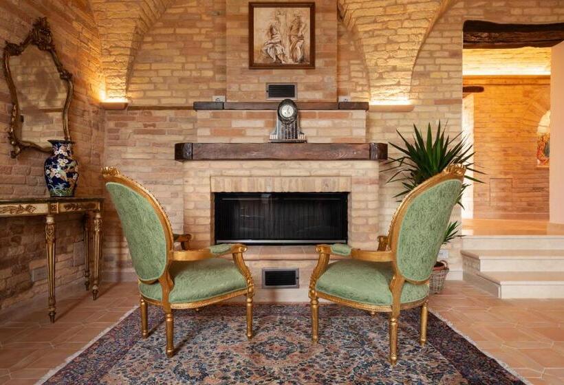 بنسيون Palazzo La Torre