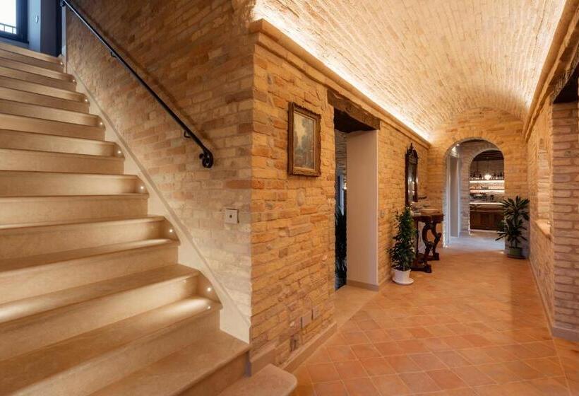 بنسيون Palazzo La Torre