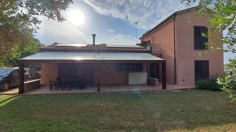 펜션 Papaveri Del Conero Affittacamere