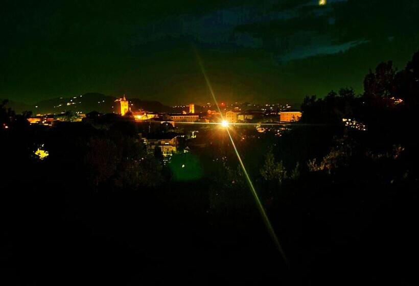 پانسیون Villa De Benedetti