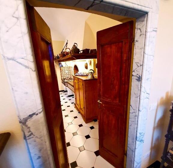 پانسیون Villa De Benedetti