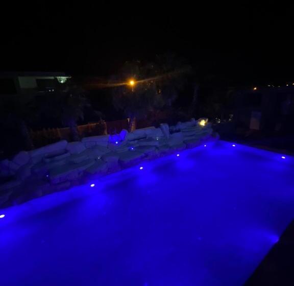Seren Otel çeşme