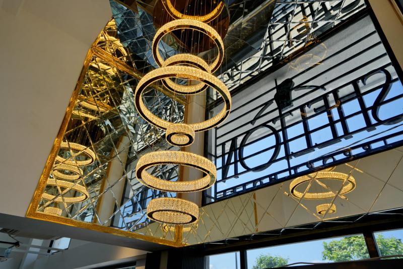 فندق Shelton Airport