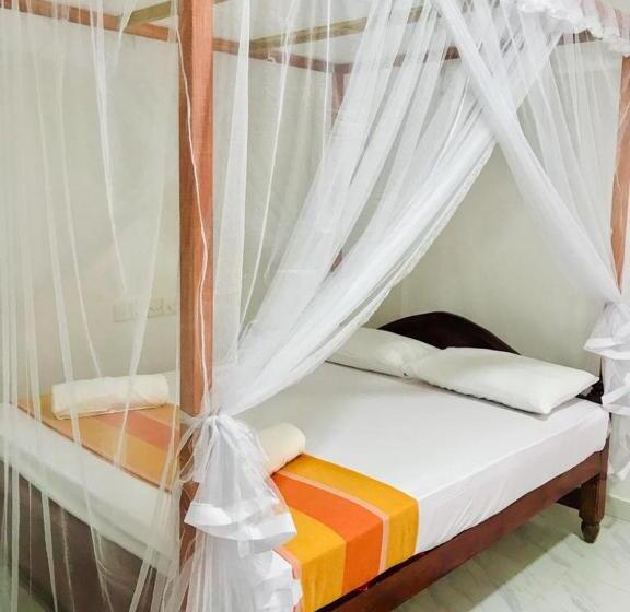 Tashil Hotel & Restaurant