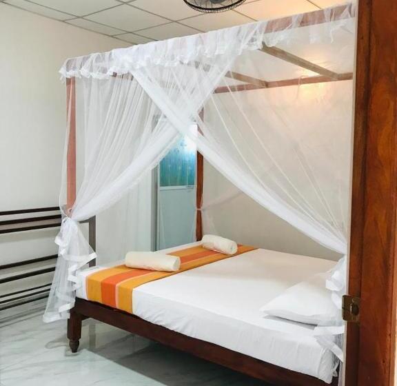 Tashil Hotel & Restaurant