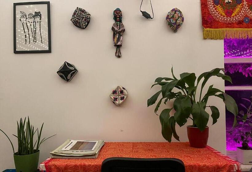 هاستل Kuduk Cultural Residence