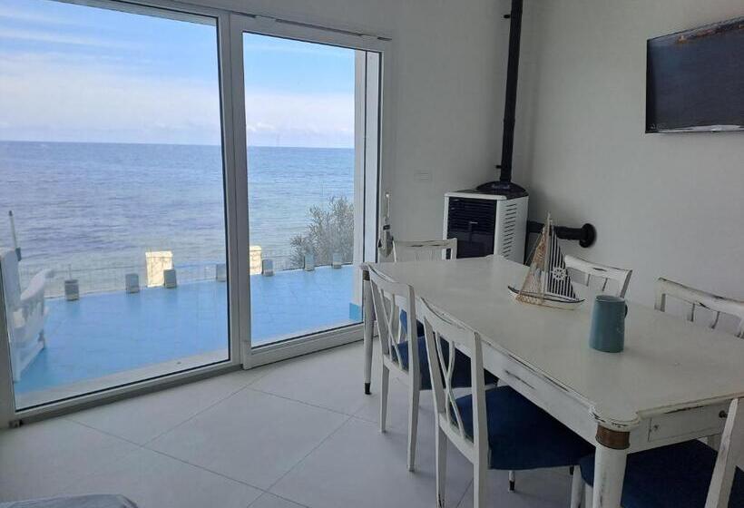 צימר Blue Life, Sea Luxury Rooms On The Beach Between Palermo And Cefalu