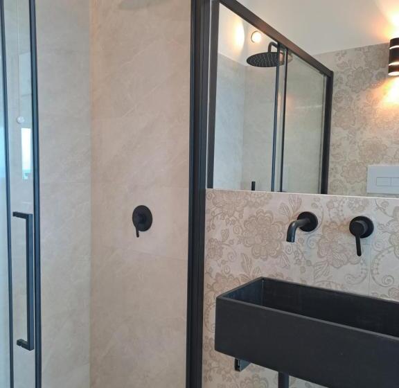 צימר Blue Life, Sea Luxury Rooms On The Beach Between Palermo And Cefalu