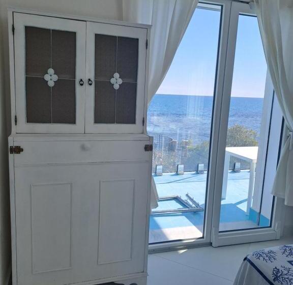 צימר Blue Life, Sea Luxury Rooms On The Beach Between Palermo And Cefalu