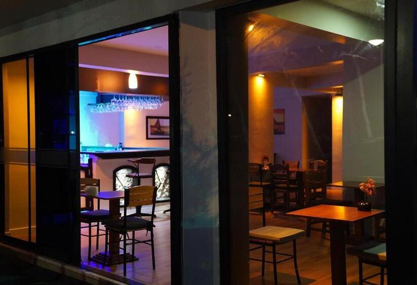 צימר Didim Palace