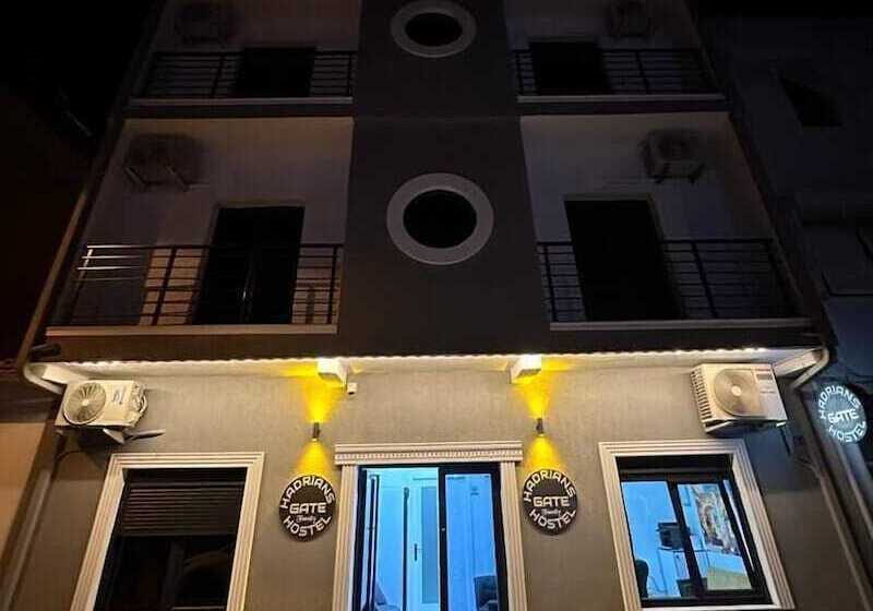 住宿加早餐  Hadrian S Gate Family Hostel
