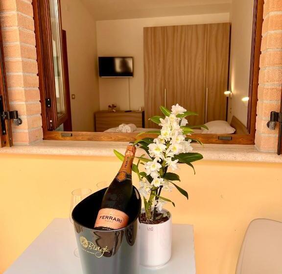 Vigneto Italian Restaurant & B&b