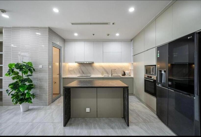 تختخواب و صبحانه Landmark Vinhomes Christine Apartment